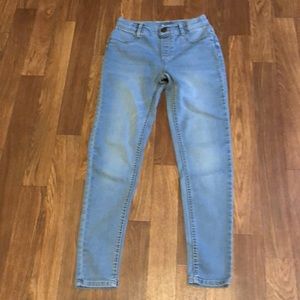 Jeans for Girls by “FallCreek”EUC🤩